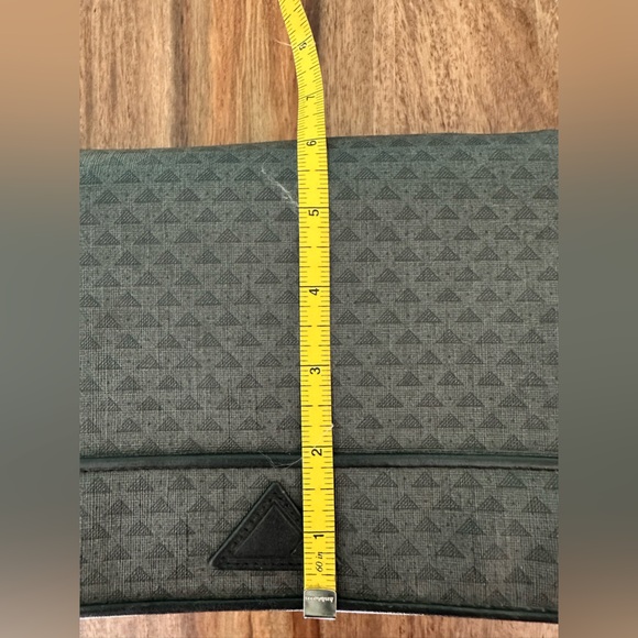 Liz Claiborne Black triangle purse Vintage 1984 1985 excellent condition - Picture 5 of 17